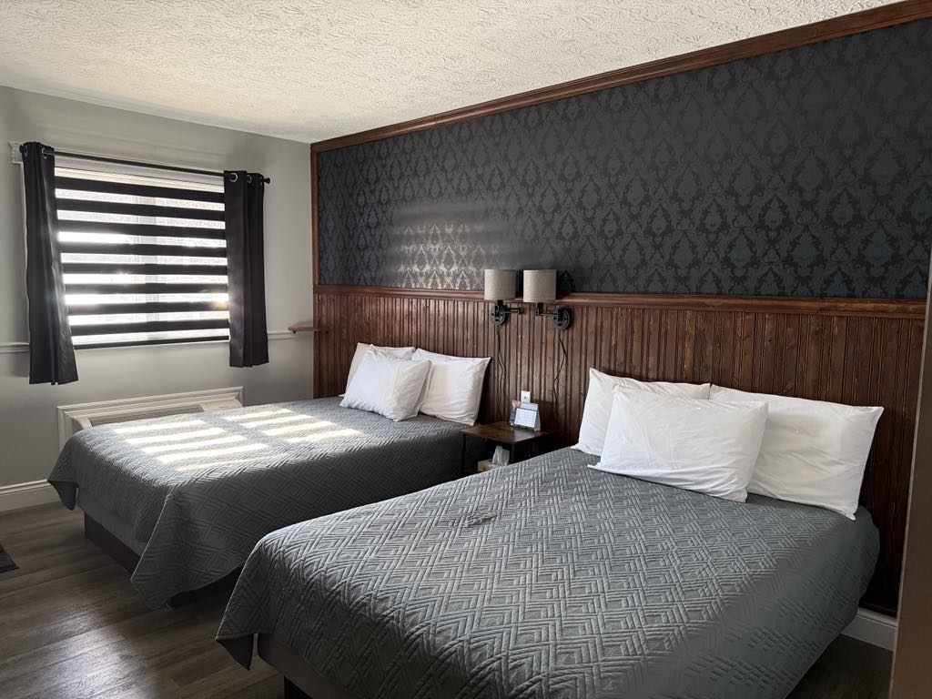 Chambre #6 Nouveau muret pour Lits 2025