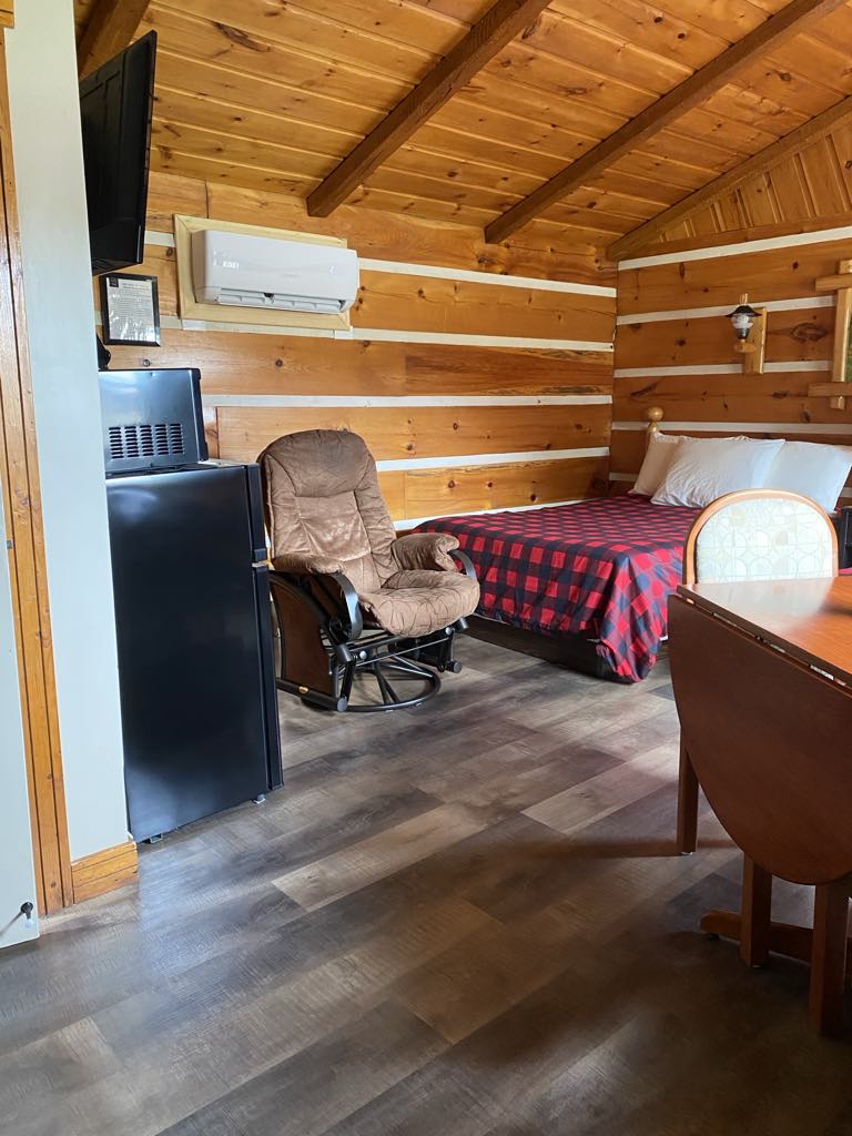 Chalet L with 2 double beds