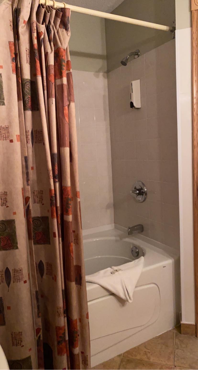 Room Deluxe Queen Oak 2nd floor