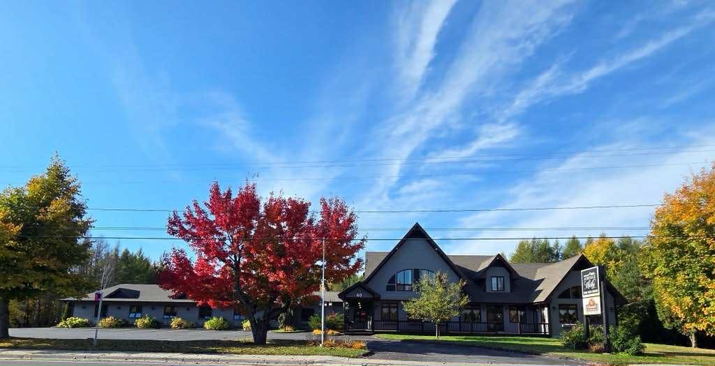 Auberge Exterieur nouvelle couleur 2025