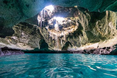 the thunder ball blue grotto