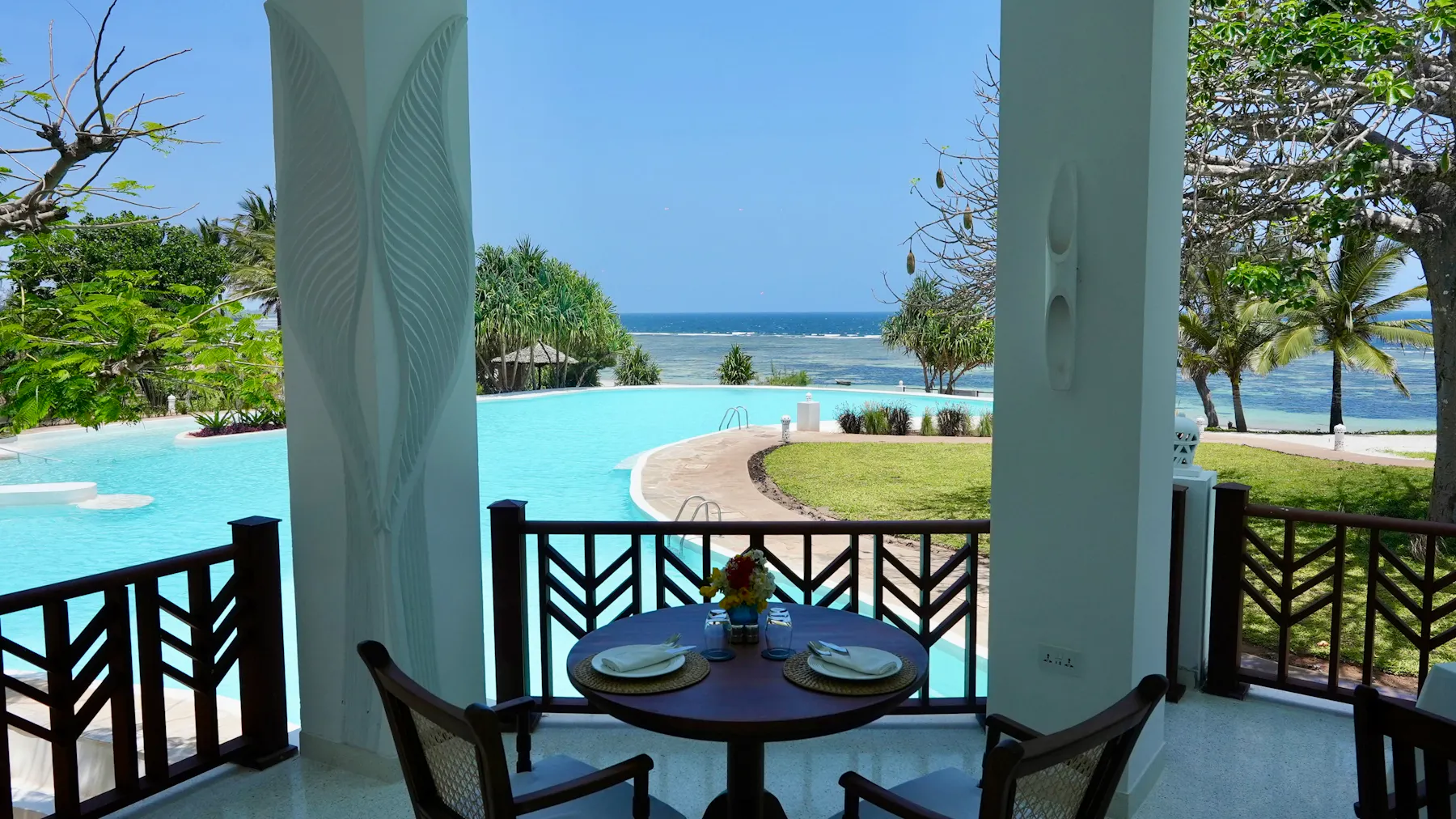 Dining by the Indian Ocean at Zahari Oceanfront