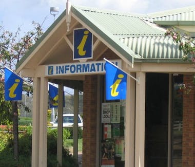Cowra tourist information centre cnr lachlan valley way and mid western highway
