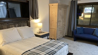 Standard Room Accessible, One Double Bed
