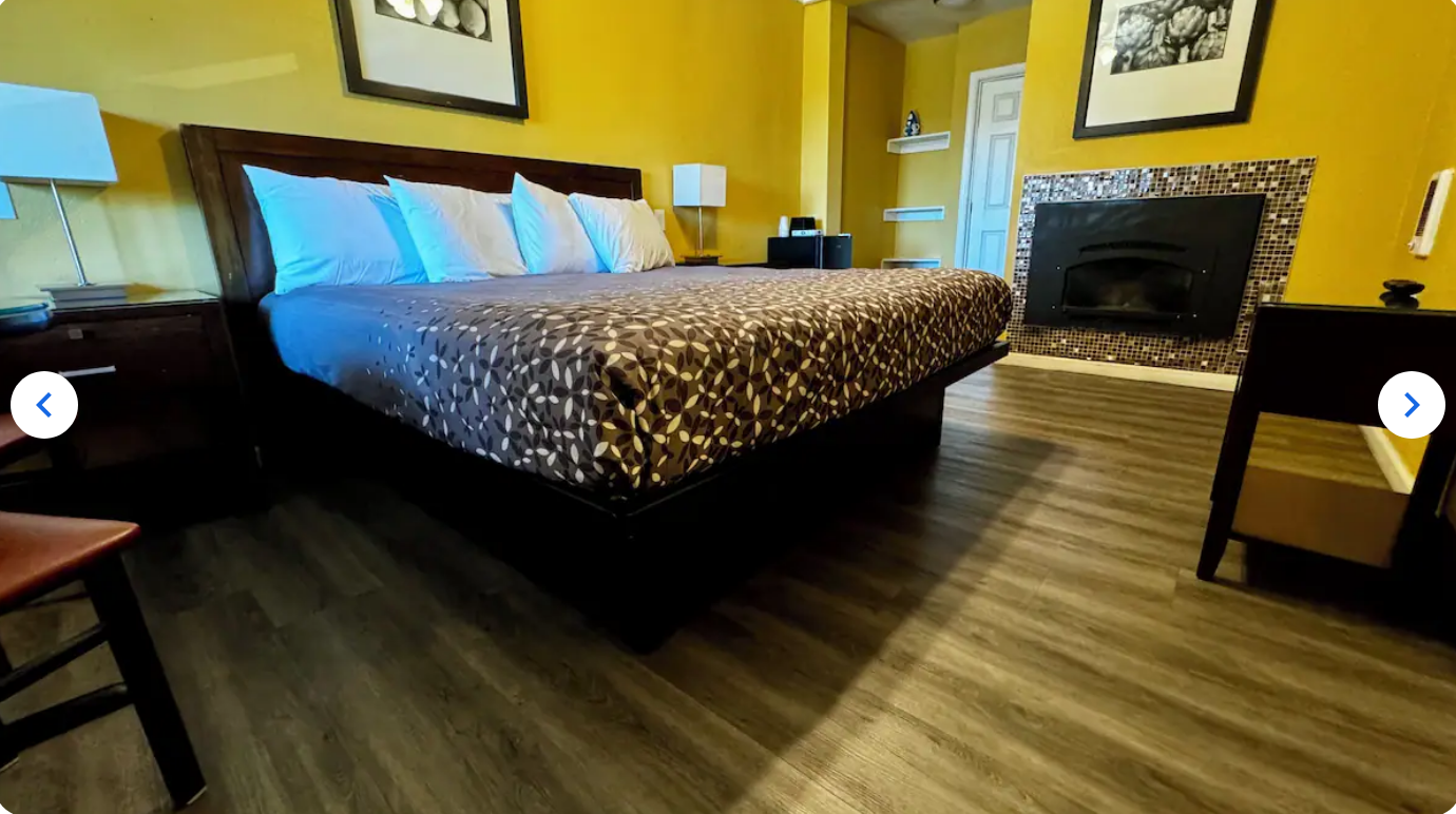 King bed: Partial Ocean View