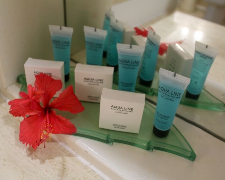 room, ocean view, hotels, resorts, cupecoy, st maarten, st martin