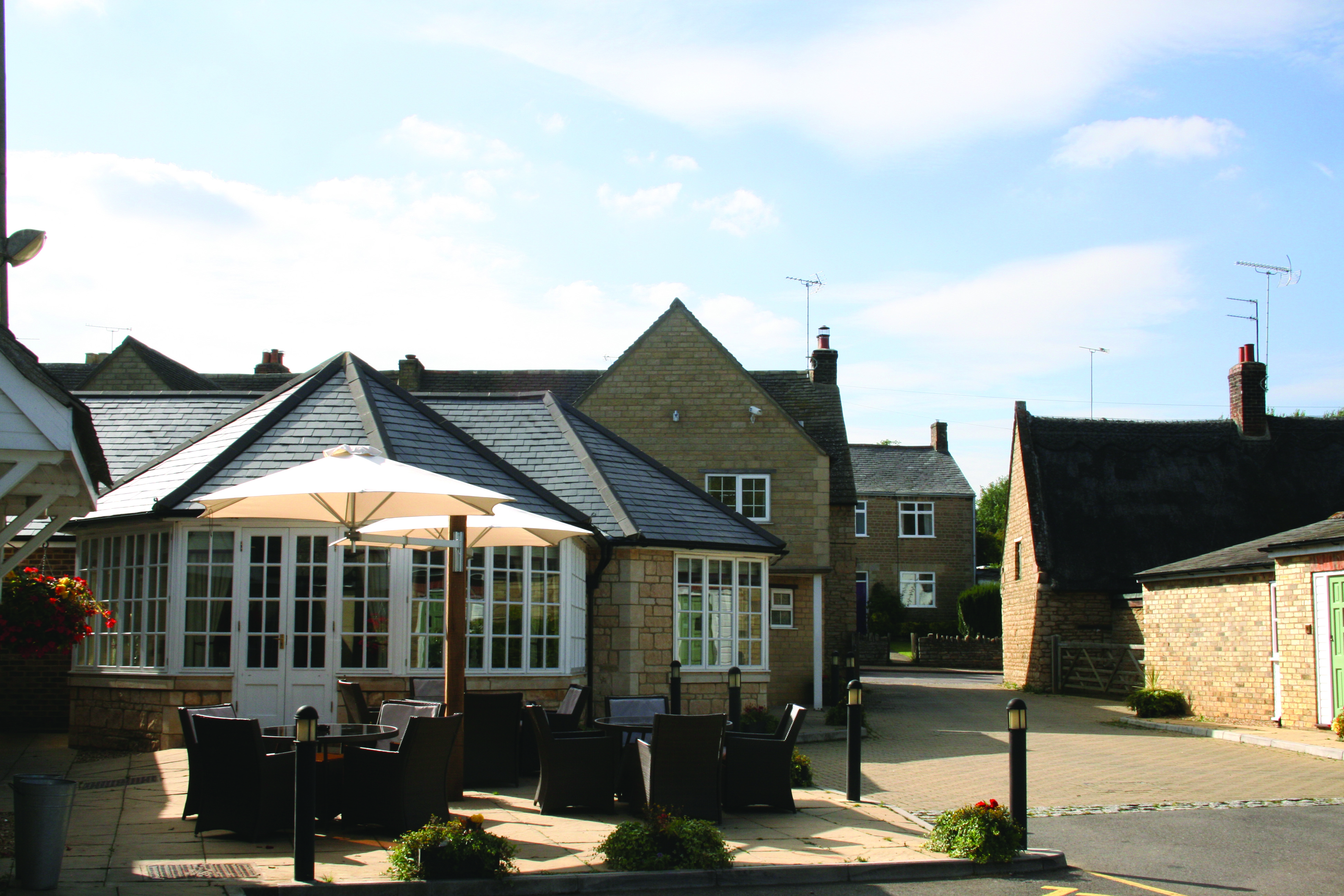 Back of Queens Head Inn