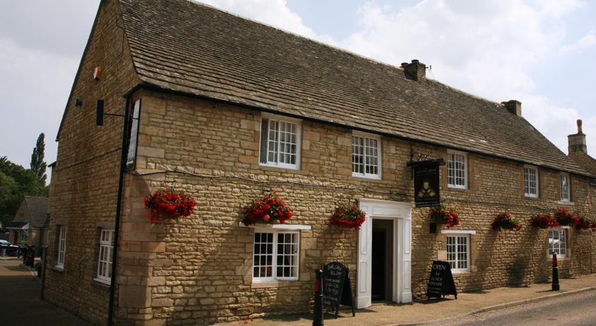 Outside the Queens Head Inn