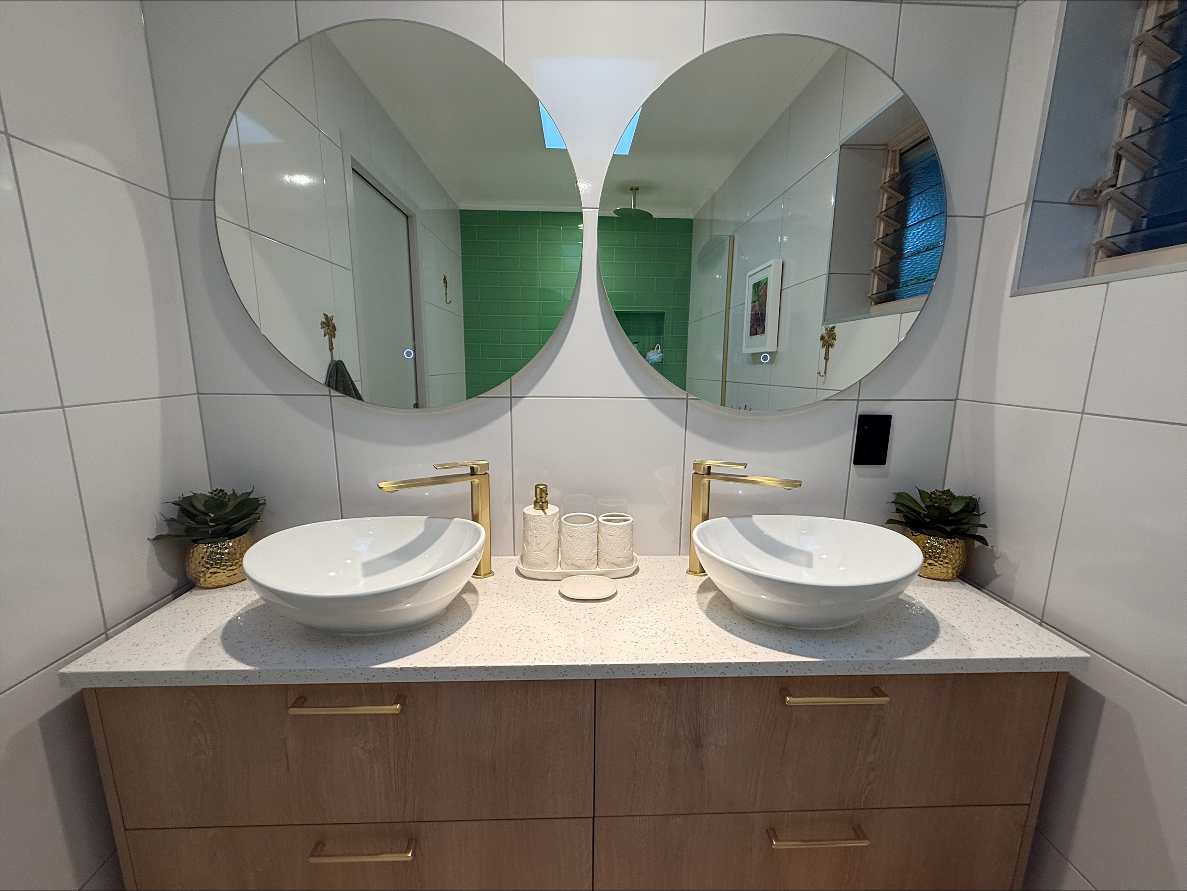 Main Bathroom with LED mirrors
