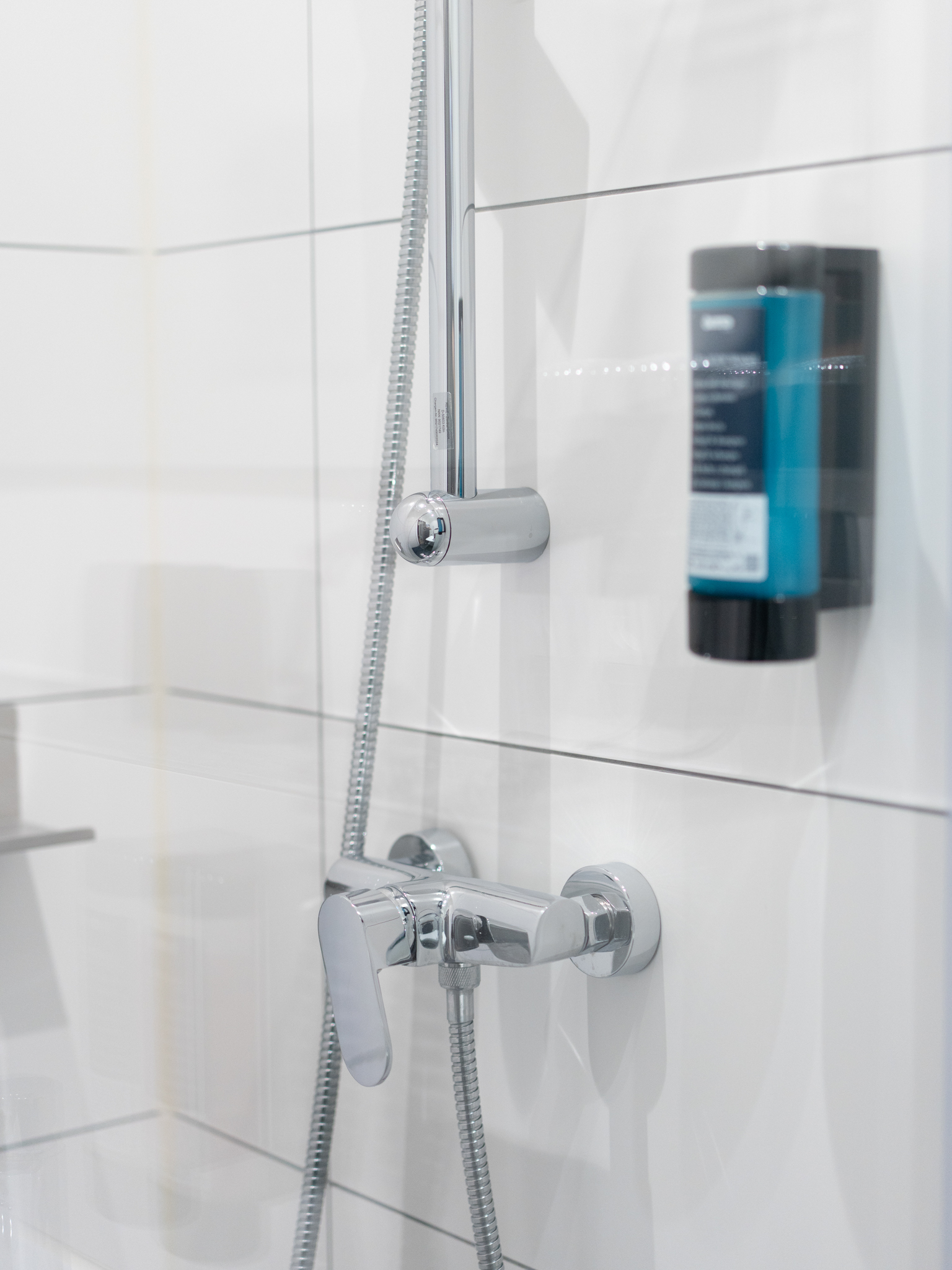 bathroom, toilet, wc, private bathroom, ensuite toilet, ensuite bathroom, shower, soap, shampoo, hairdryer, towels included