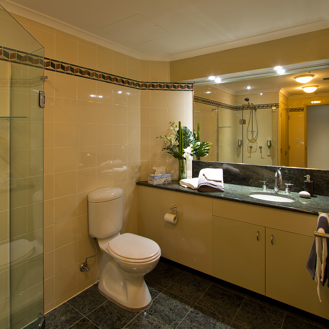 Main Bathroom