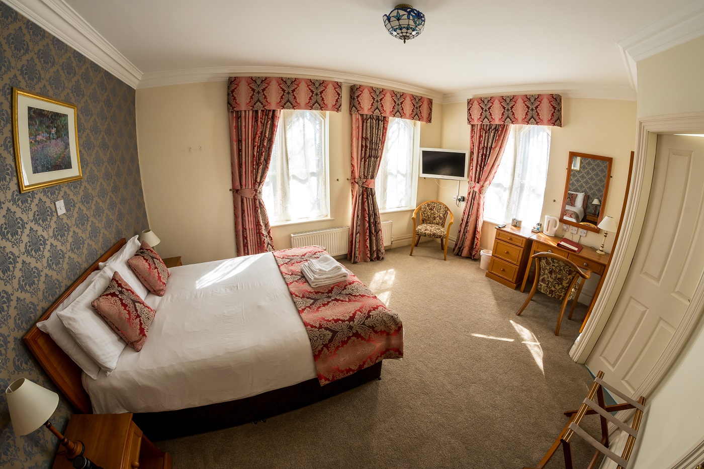 Room 7 Standard Double ensuite Bedroom