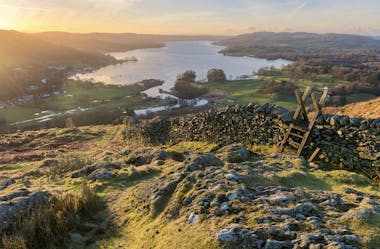 Discover the beautiful views of the Lake District, Lake Windermere