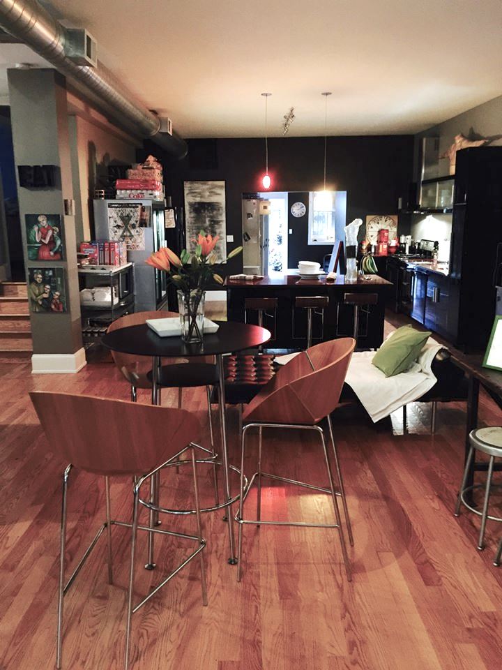 1st Floor 2 Bedroom Suite | House 5863- Chicago's Premier Bed