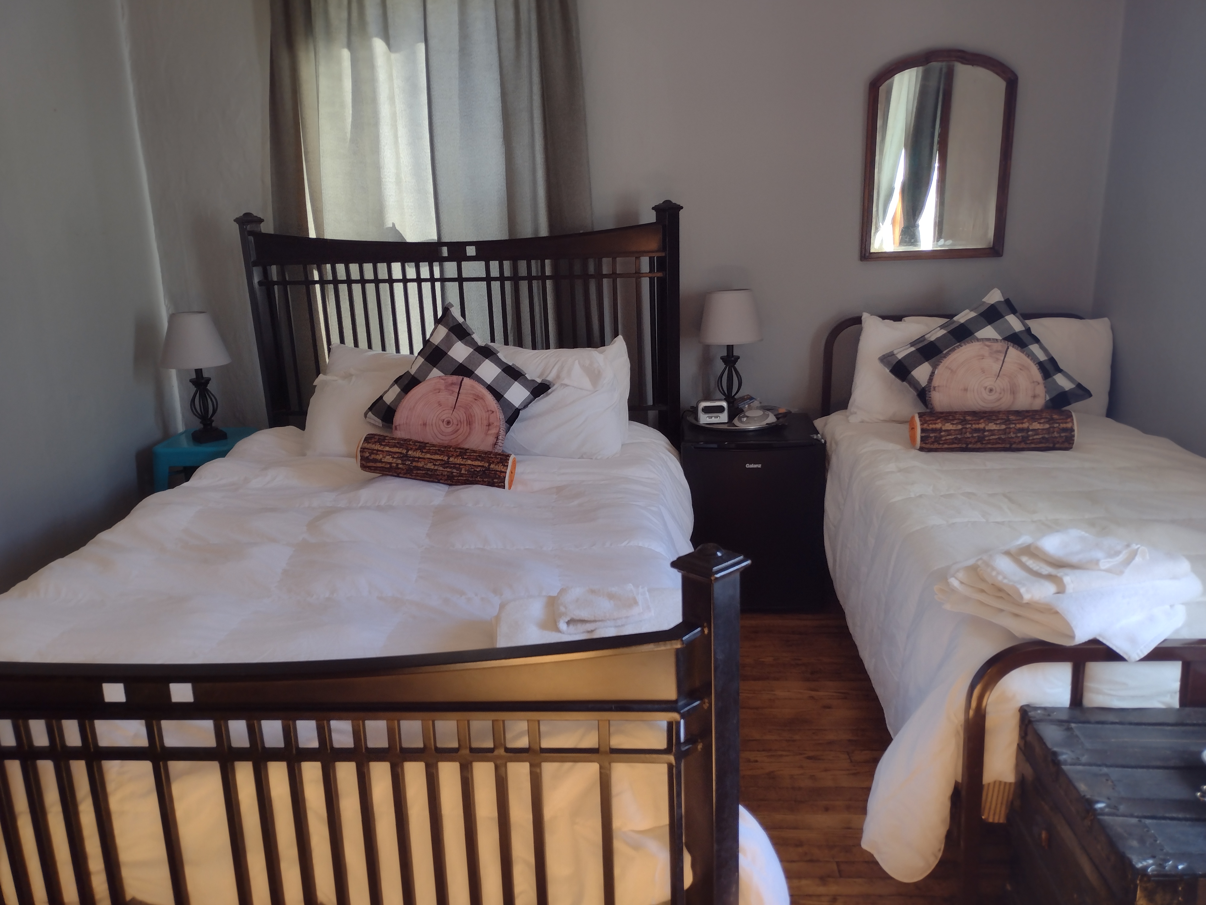 Room # 2 | Red Lantern Bed & Breakfast