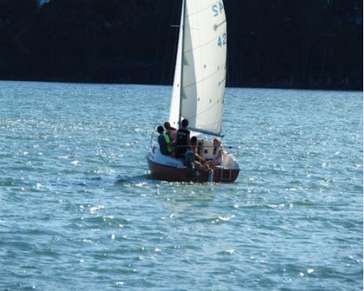 Sailing Warners Bay Lake Macquarie
