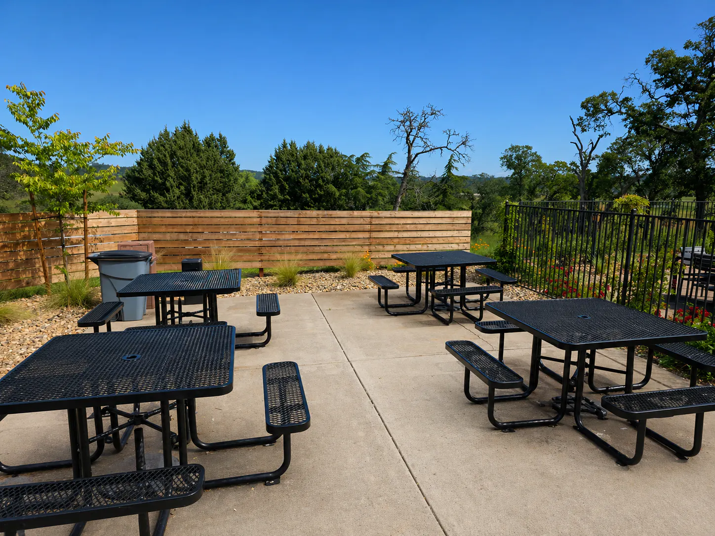 Oak Ridge Inn Gallery | Oak Ridge Inn