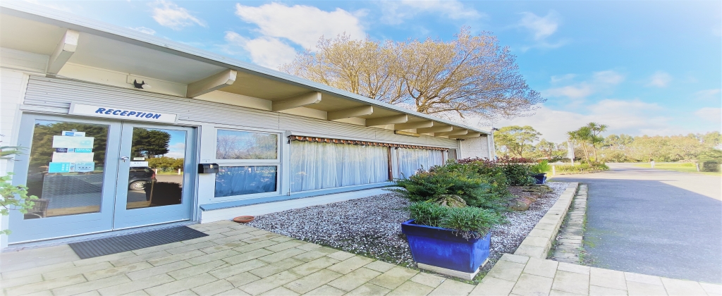 Terang Motor Inn _Reception front