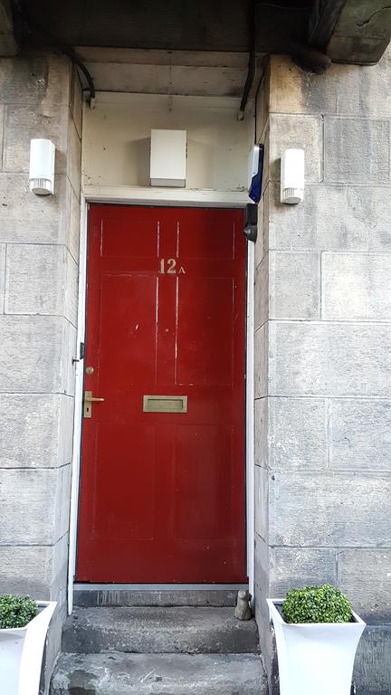 CARLTON - Front Door