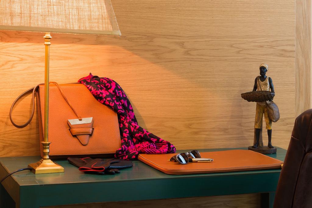 DELUXE one bedroom DUPLEX. Aguilas5 SevillaSuites