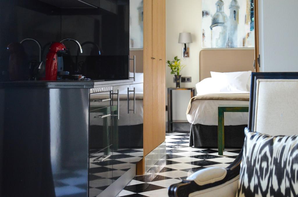 DELUXE one bedroom PENTHOUSE. Aguilas5 SevillaSuites. Aguilas5 SevillaSuites