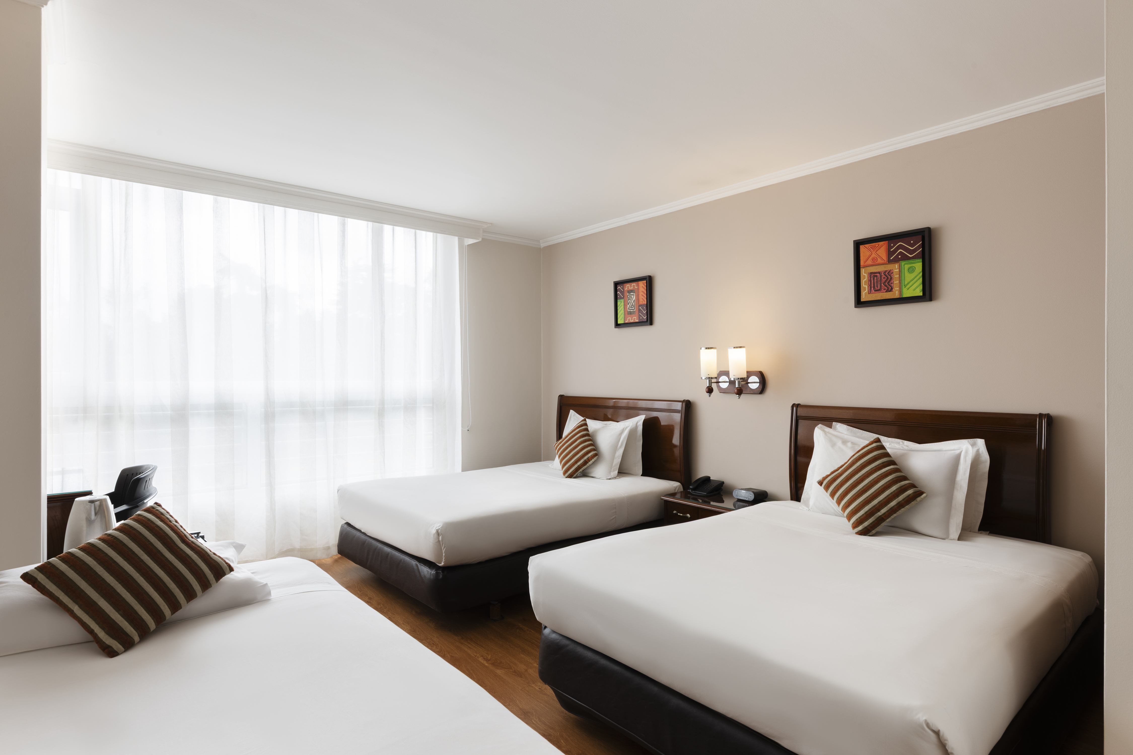 Habitación triple bogotá