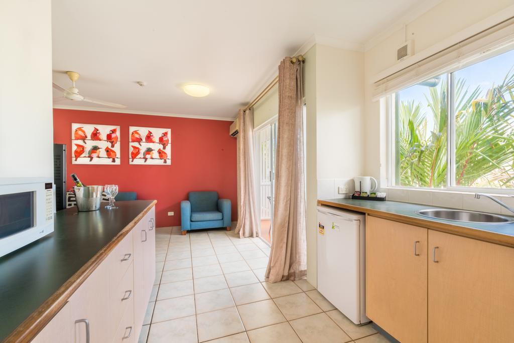 coral-tree-inn-rooms