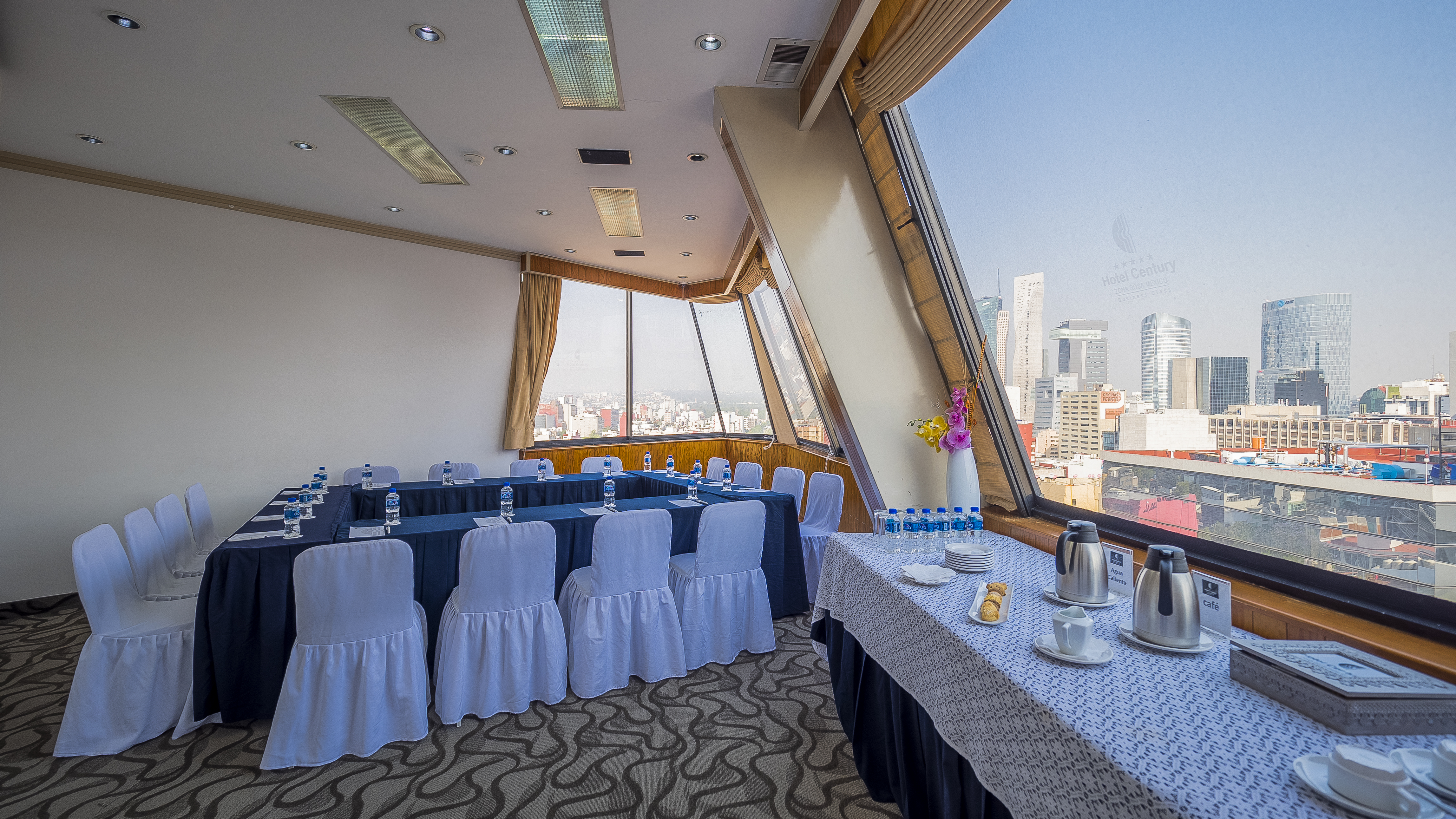 salon golden/ hasta 15 personas