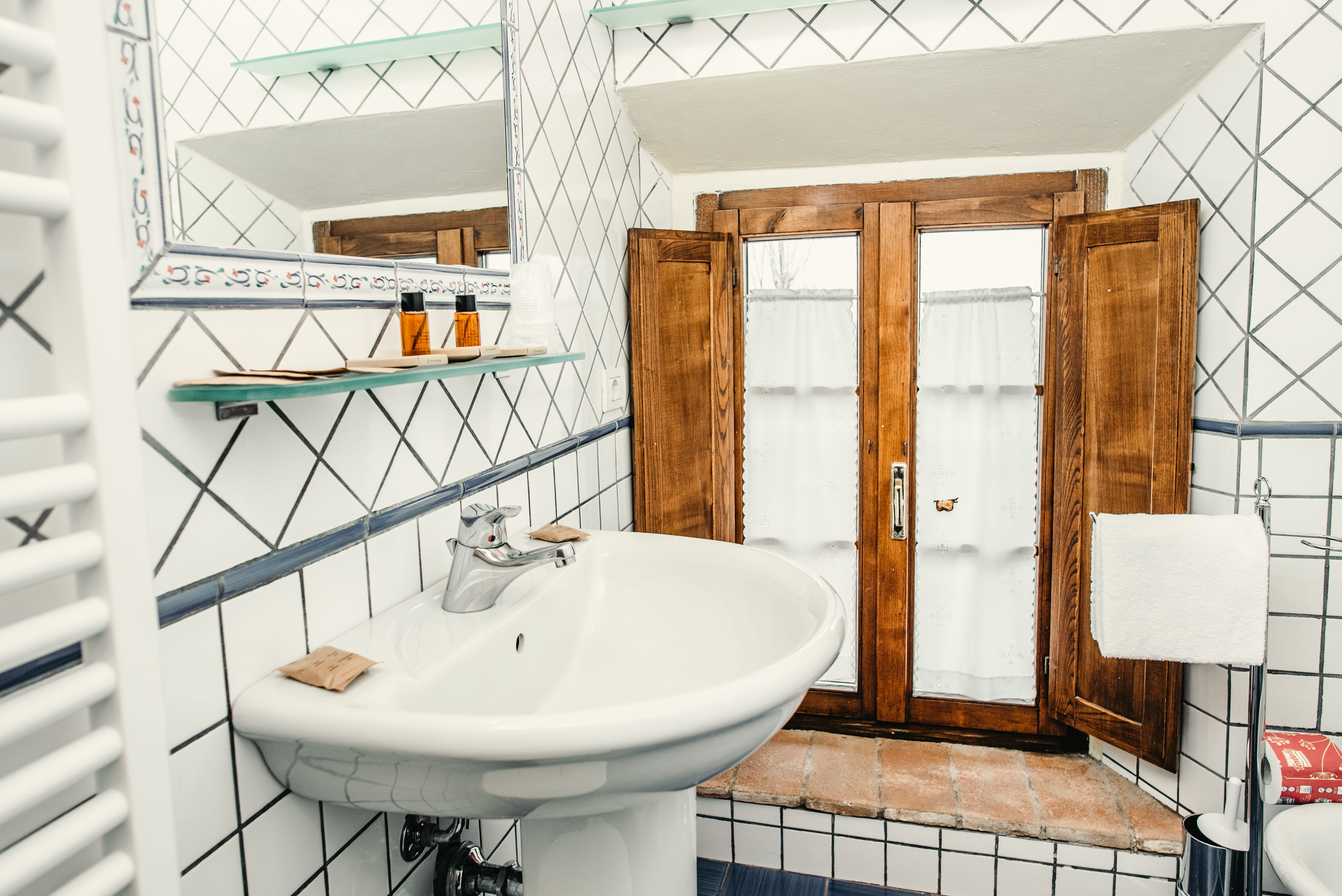 bagno, bathroom, sink, double room