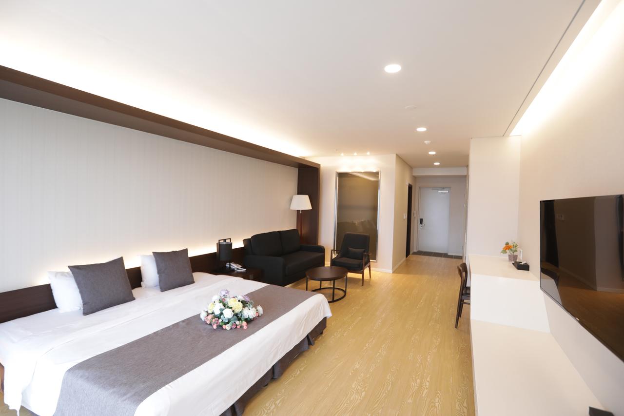 The Qube Resort Jeju