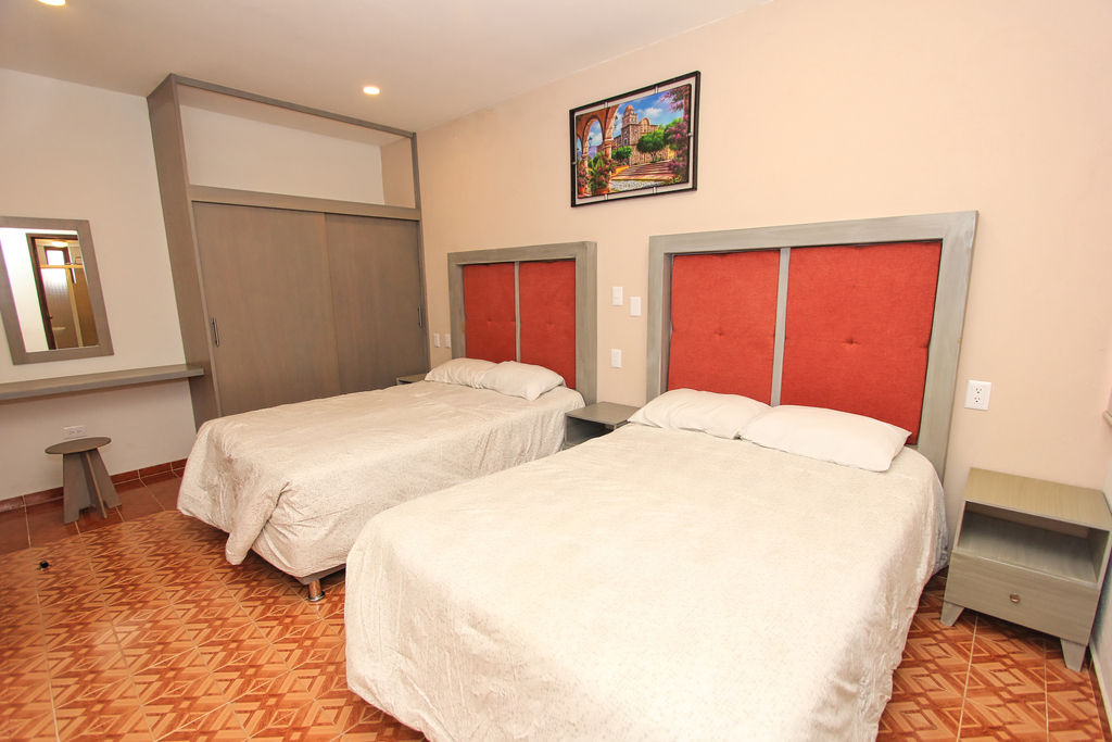 Habitación 32 - 2 camas dobles