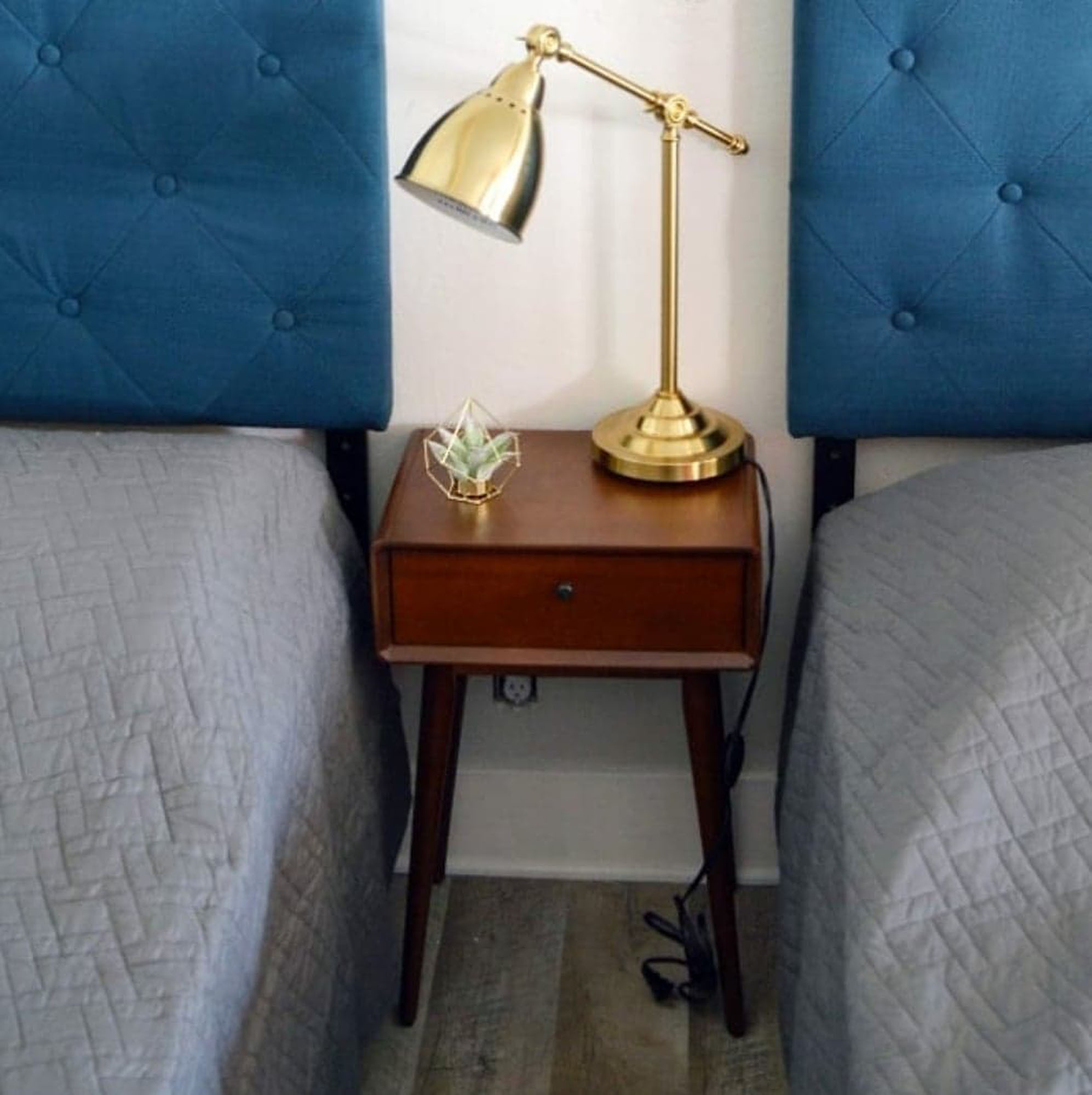 Double 2 bed luxury hotel room Beulah Michigan