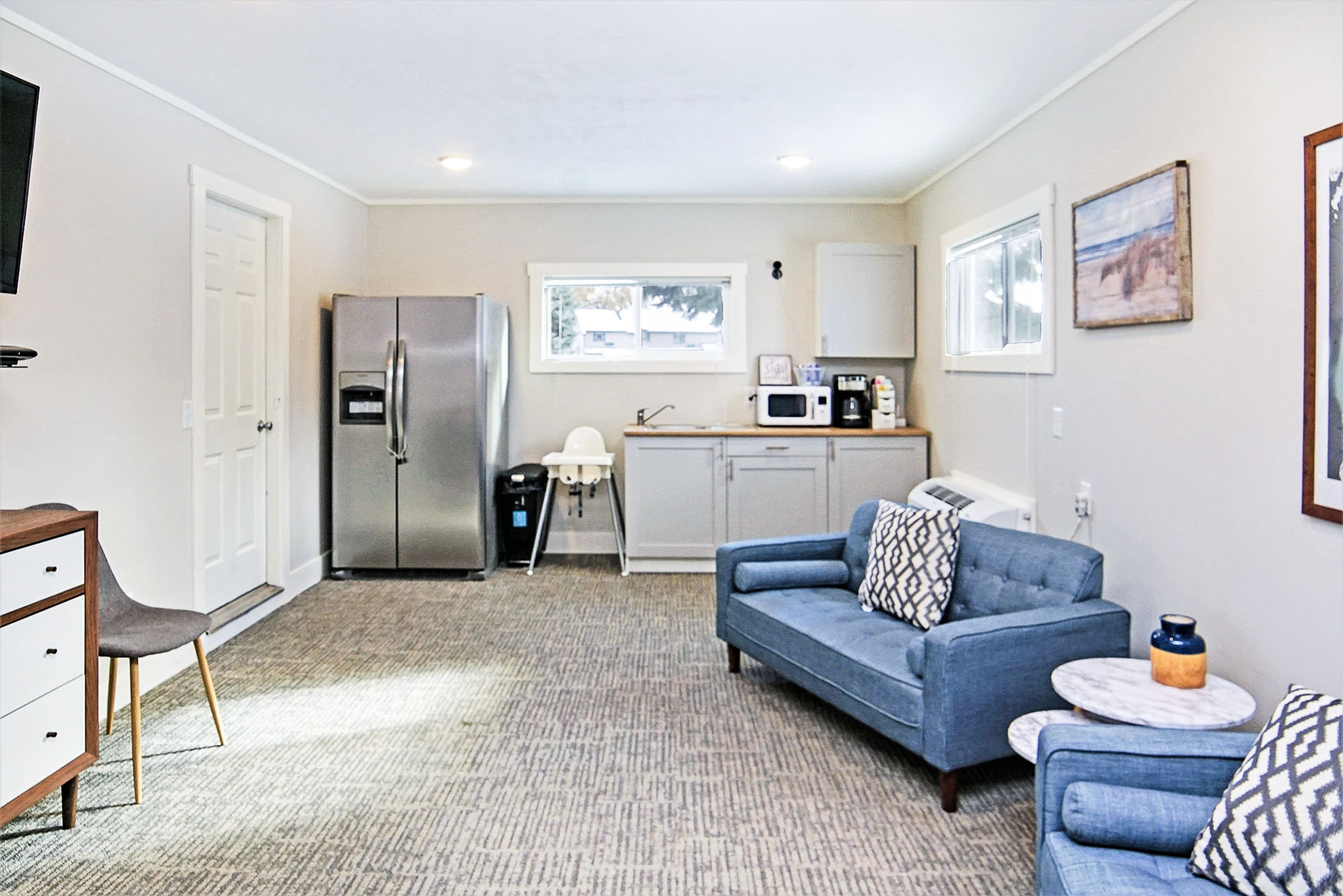 Common room lounge and kitchen