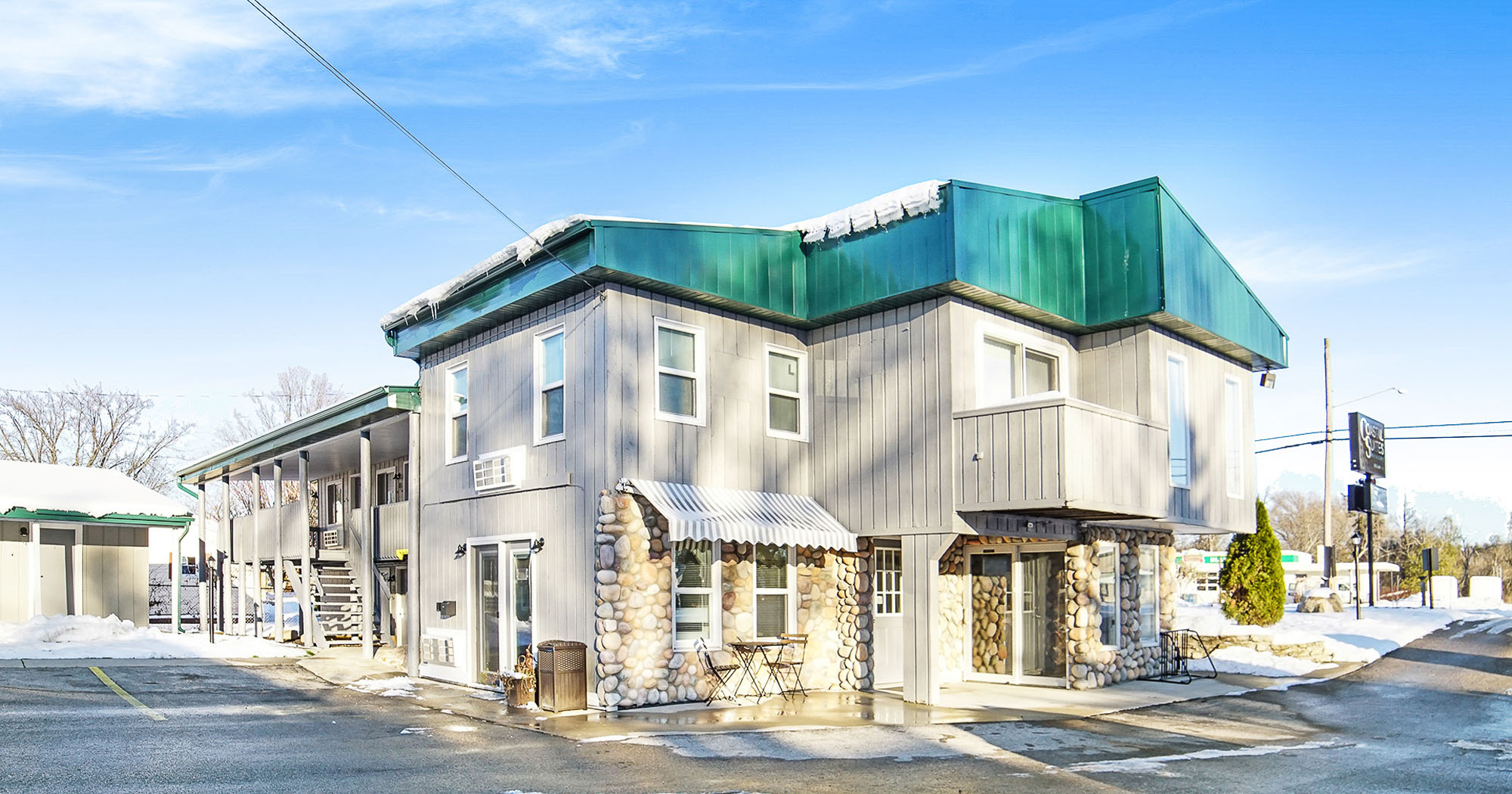 Coastal Suites Resort office lobby Beulah Michigan