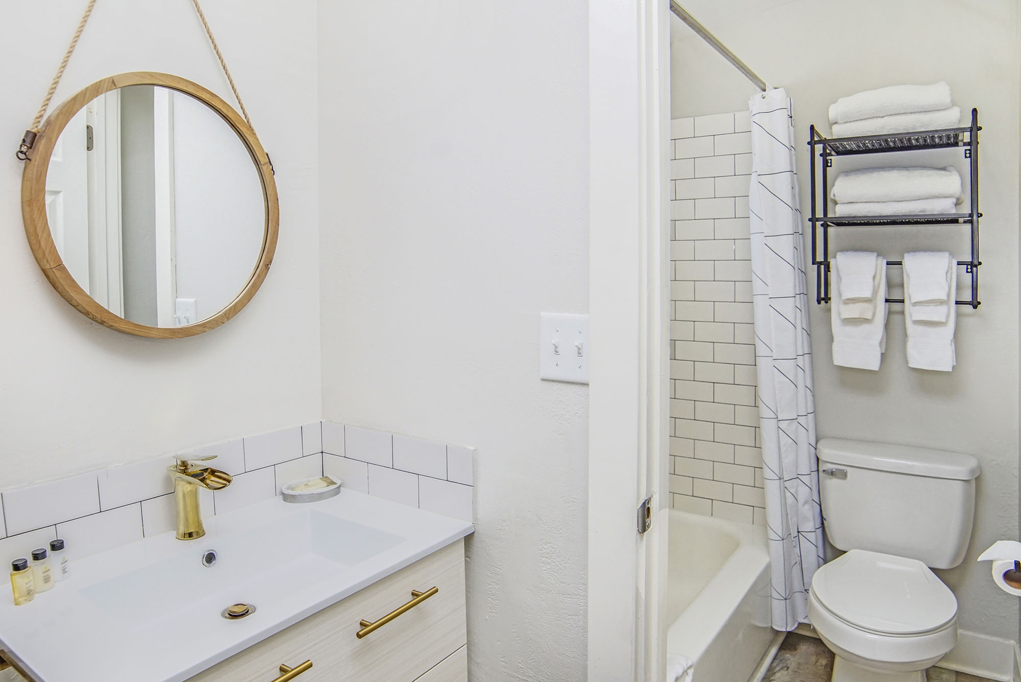Luxury hotel bathroom Coastal Suites Resort