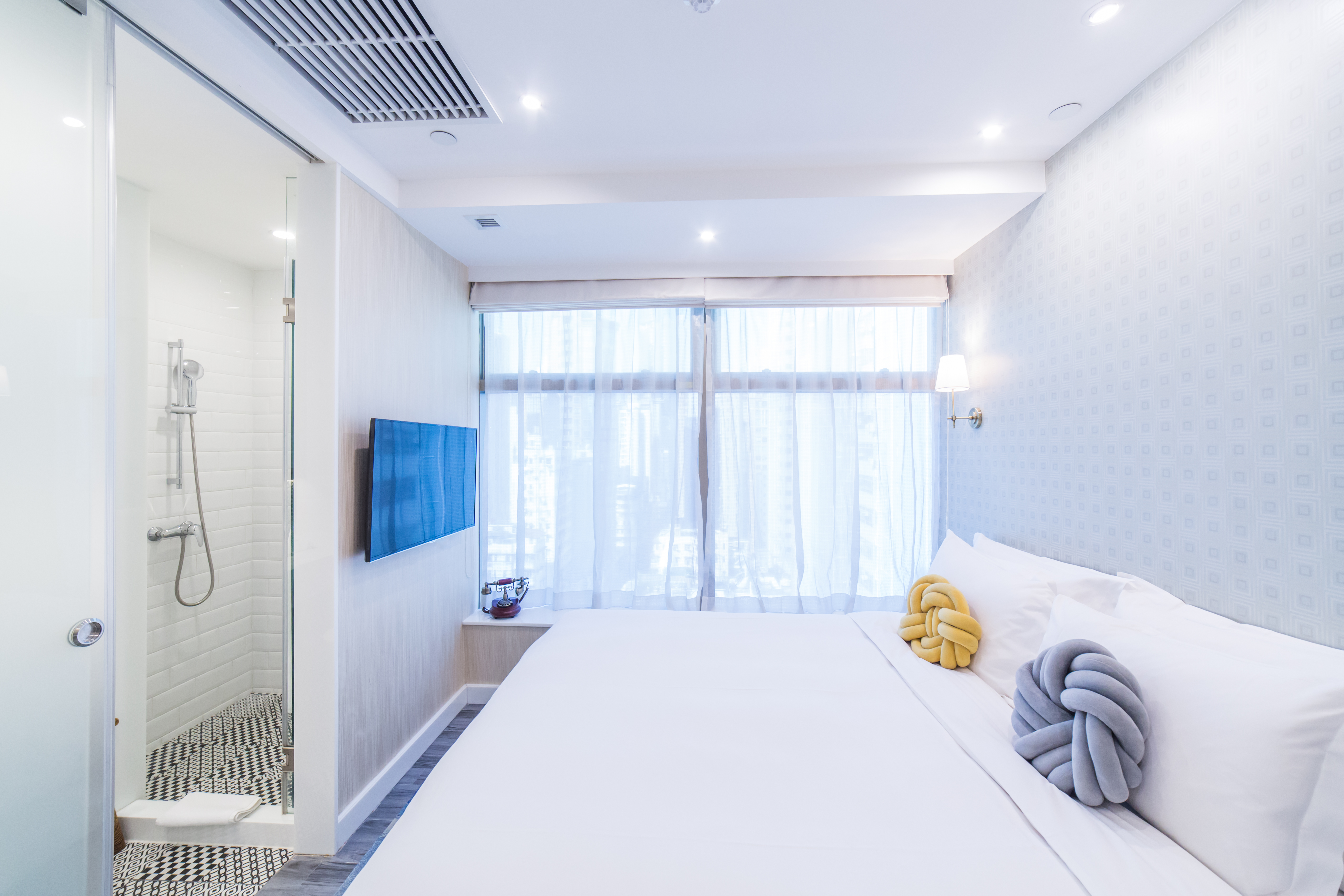 Superior Comfort King