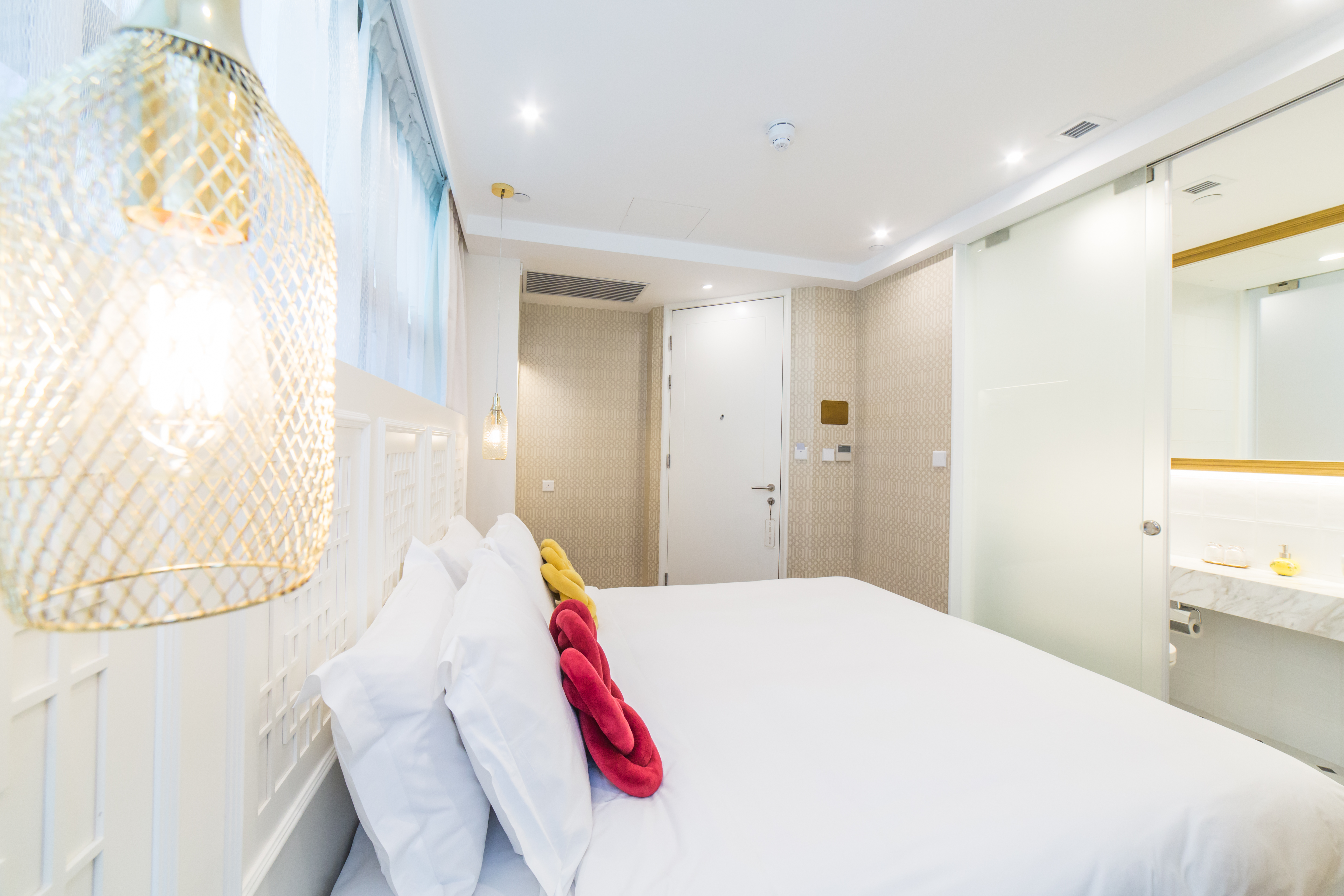 Superior Comfort King