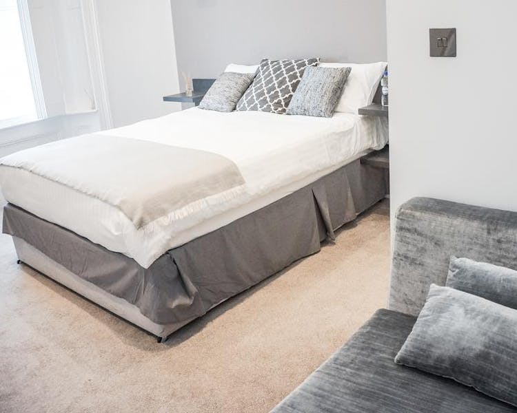 welcome to hotel in Camden Town | The Hurdwick