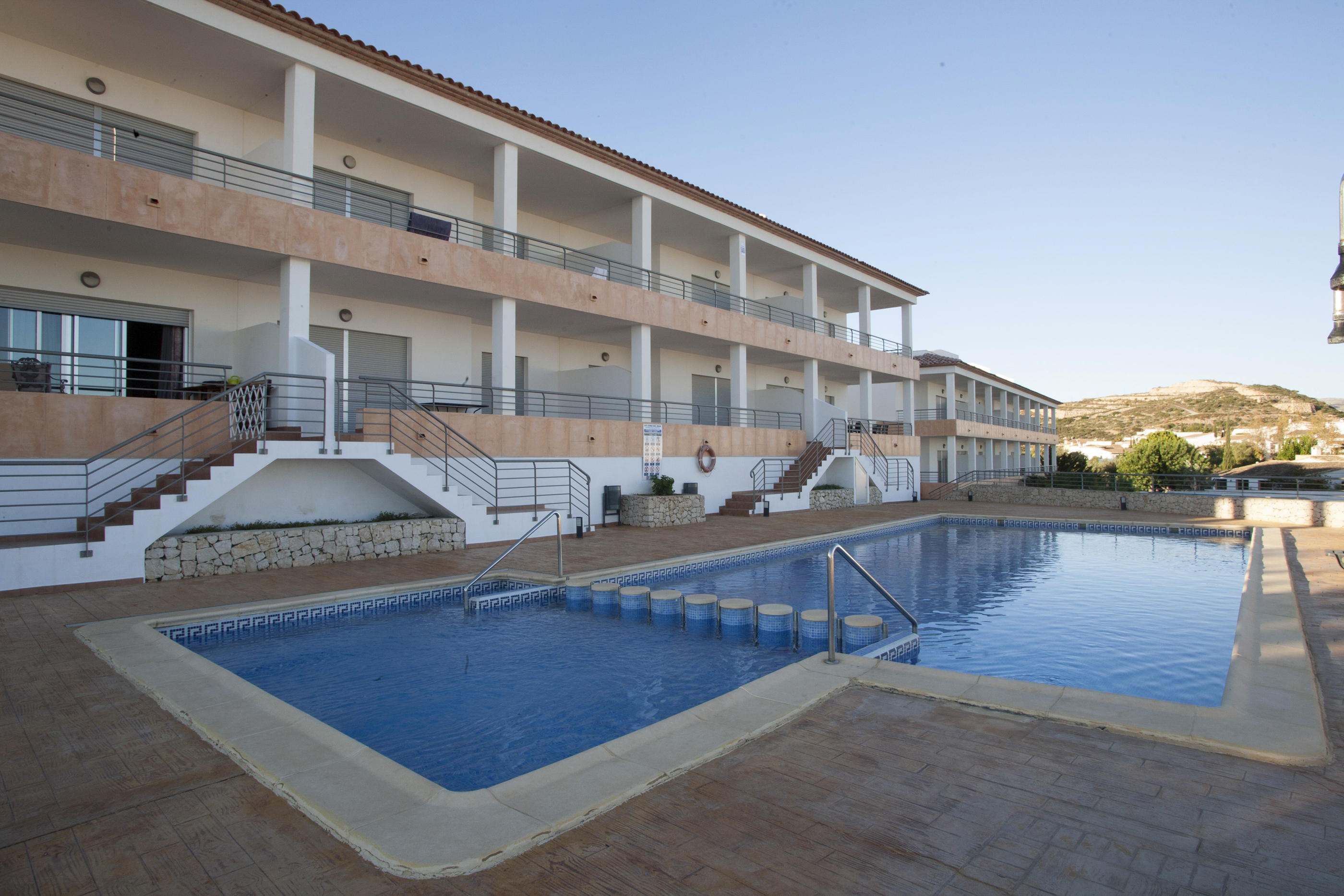 Bellavista Residential - Apartamentos Premium con acceso a piscina exterior