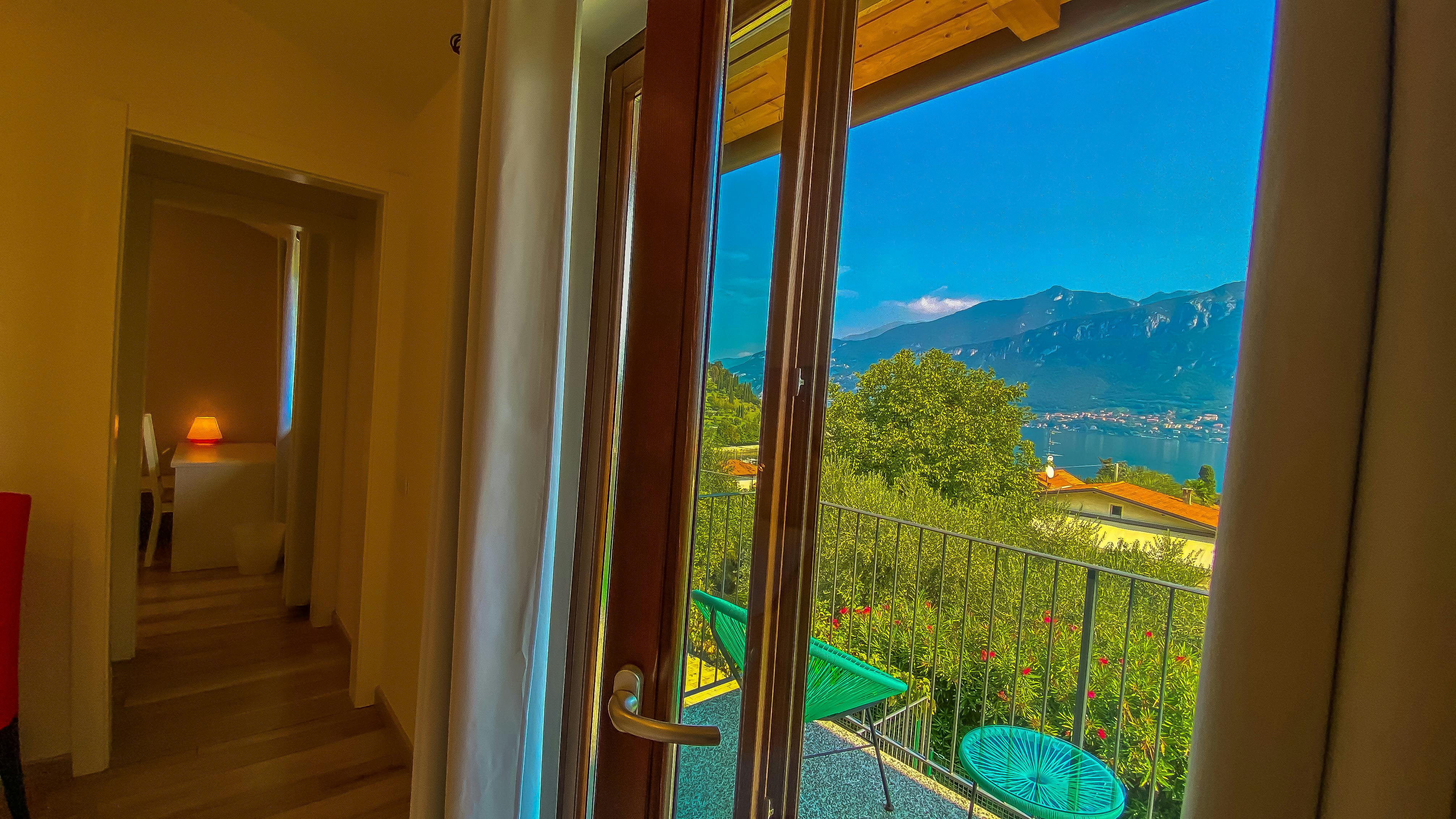 SUITE LAKE VIEW AND BALCONY | Charming Bellagio Boutique Hotel & SPA