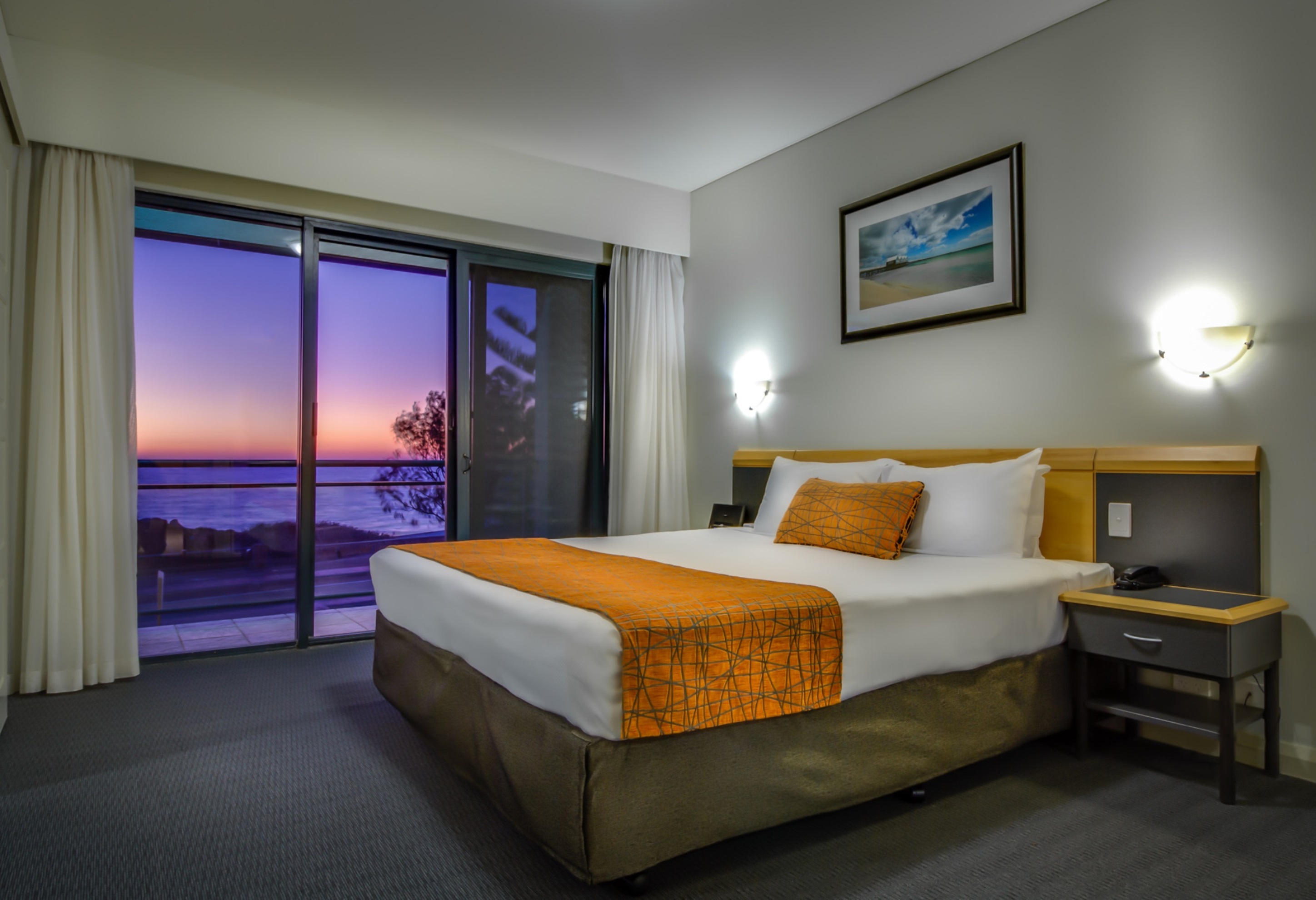 accommodation hillarys boat harbour