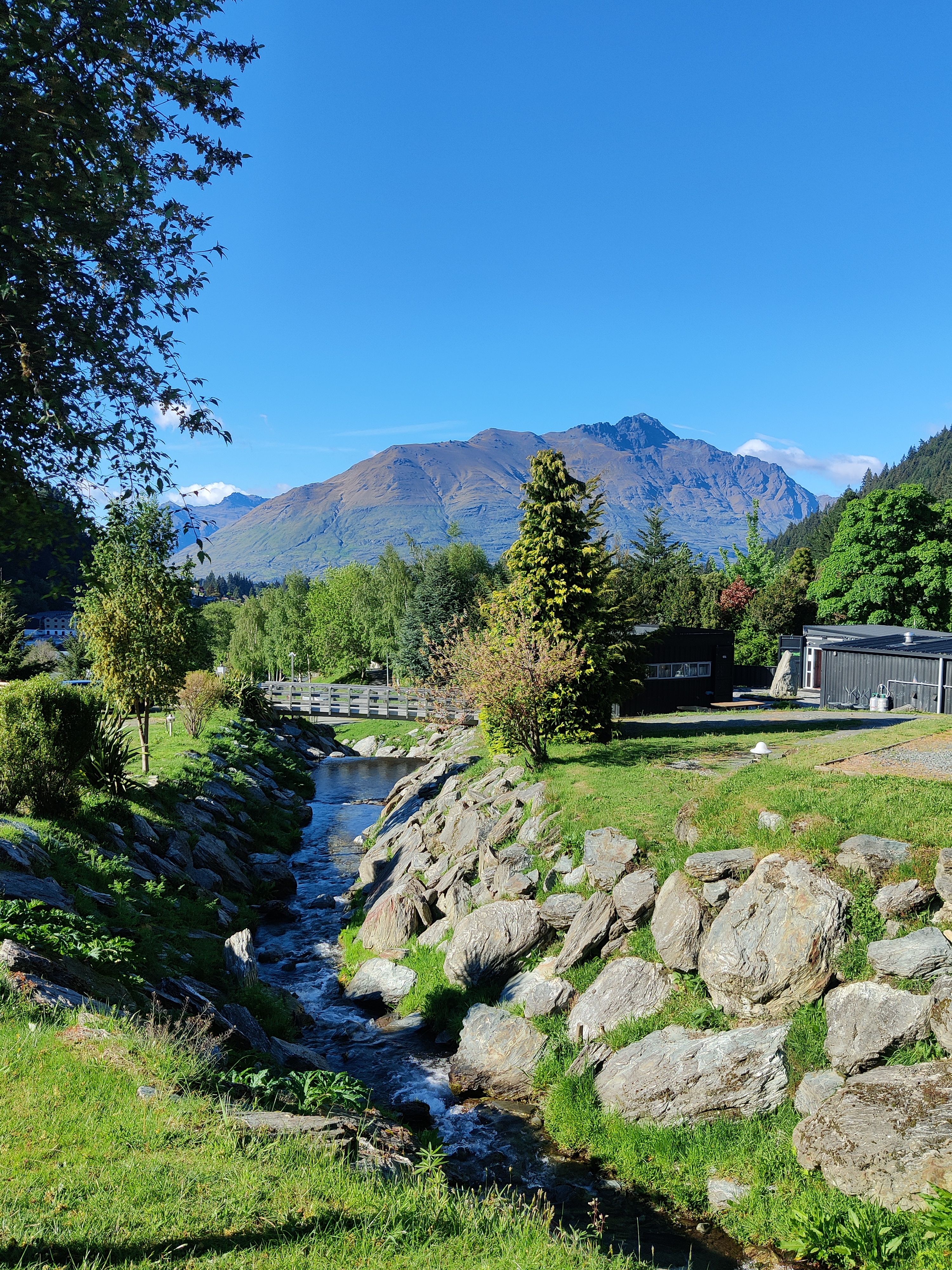 Stunning views at QBox Campground Queenstown