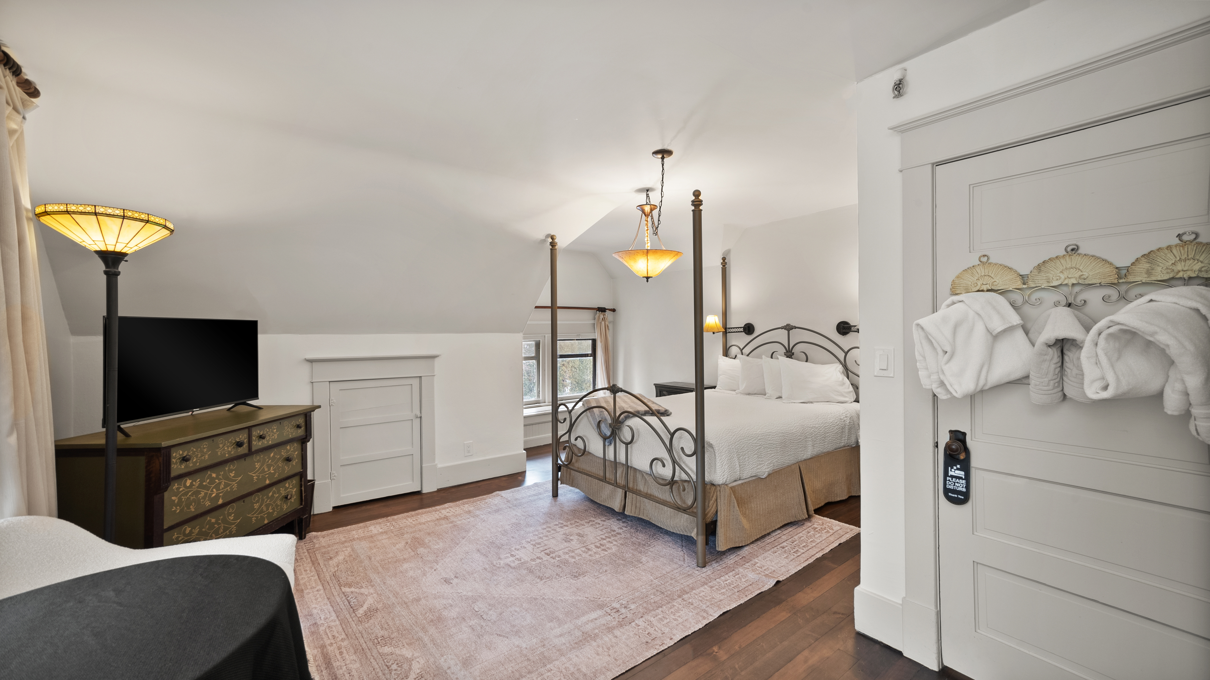 Rm. 5 - Church Suite