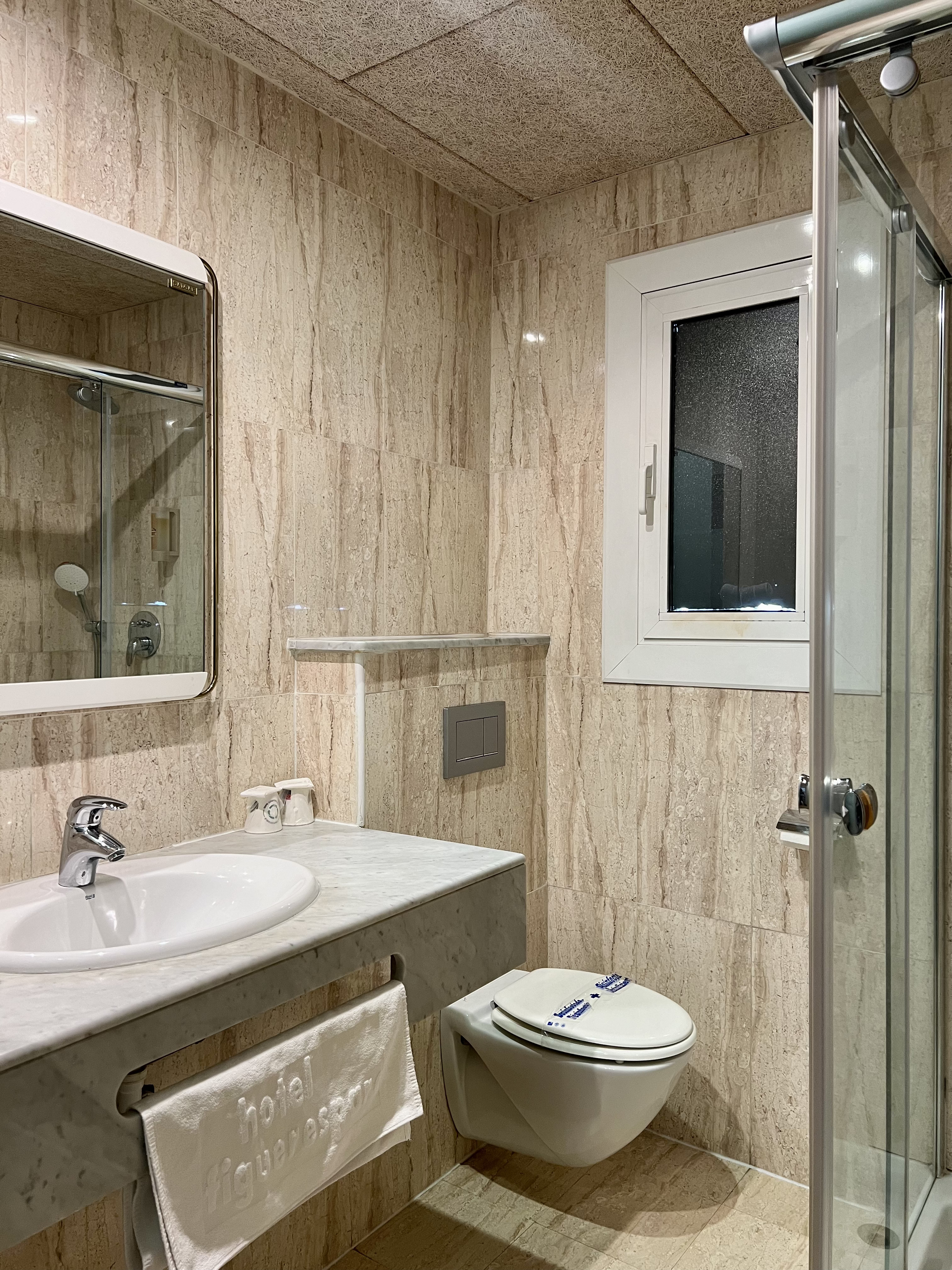 Family Room | Hotel & Restaurant Figueres Parc