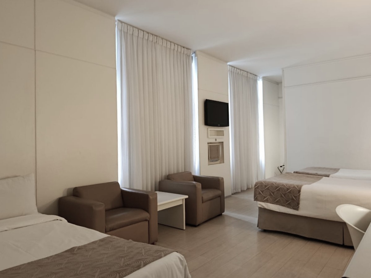Quarto Triplo Twin