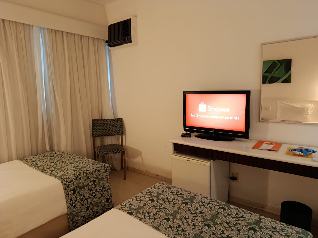 Quarto Executivo Twin