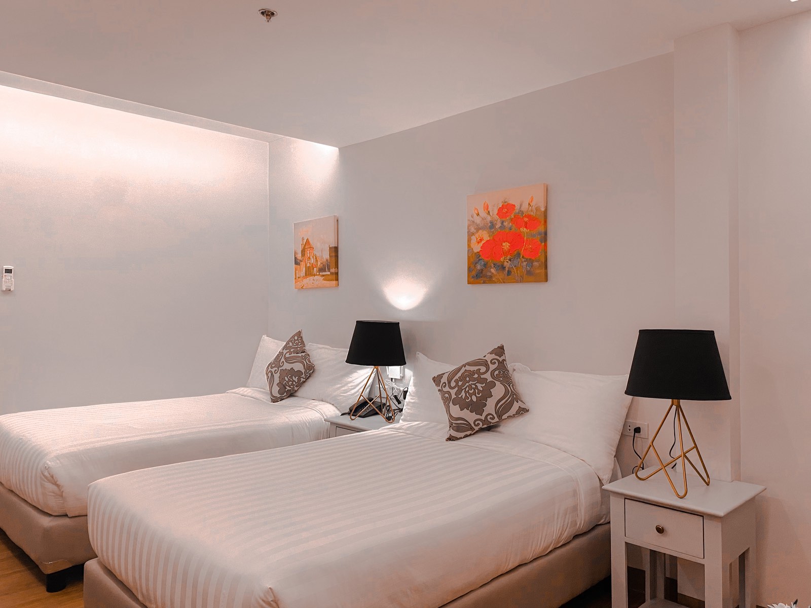 Superior Room Twin Bed