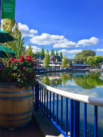 Century Hotel, Tualatin, Oregon, Lakeside, Lakeview