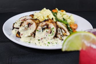 BRIX Tavern, Tualatin, Oregon, Lakeside