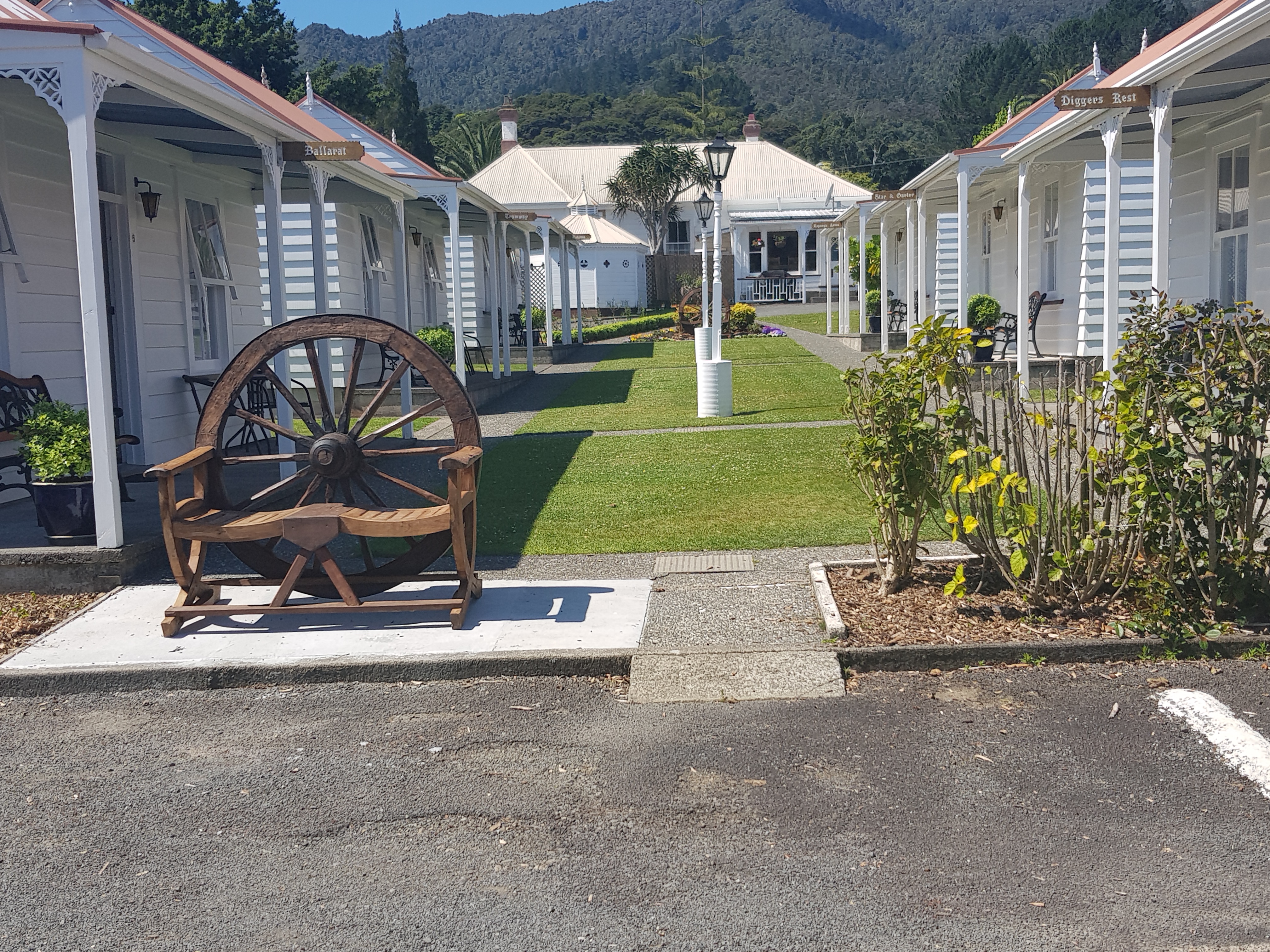 Home Coromandel Cottages Ltd